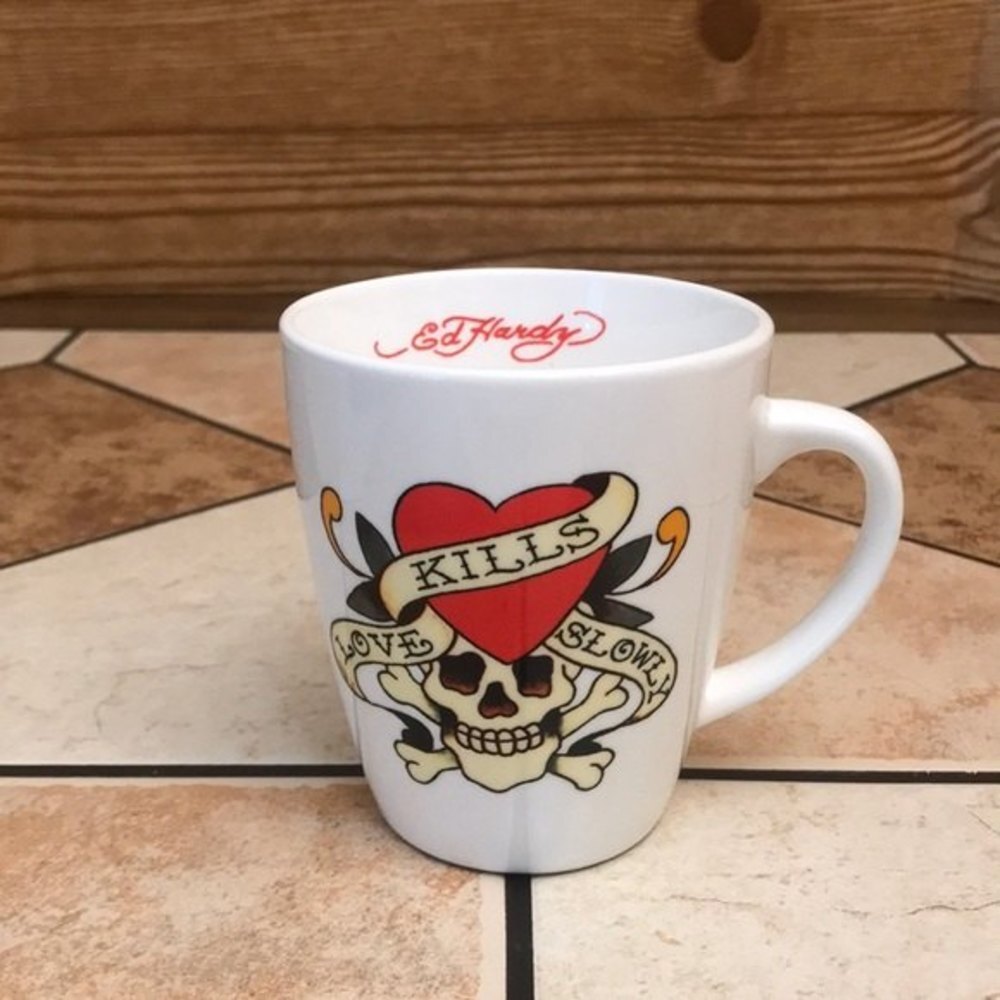 Ed hardy love kills slowly mug